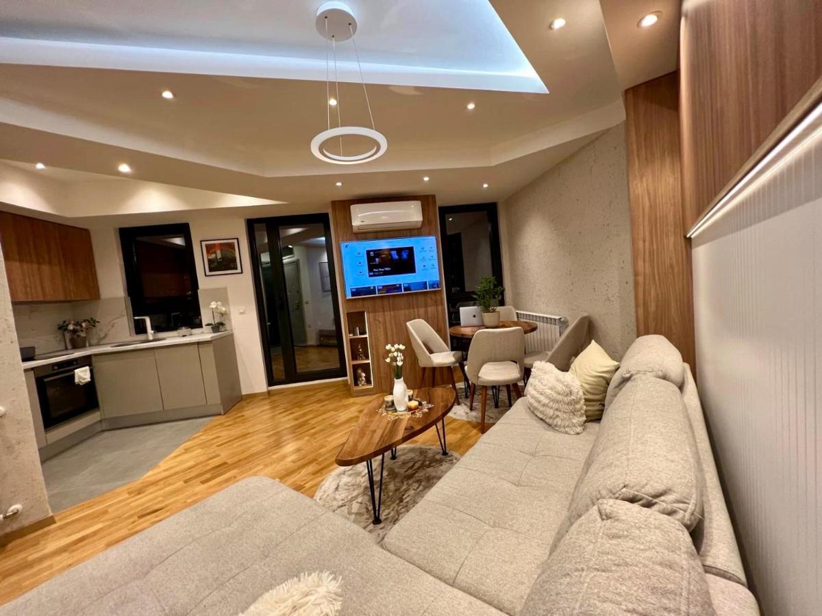 Maria'S Elite Luxury Apartment Скоп'є Екстер'єр фото